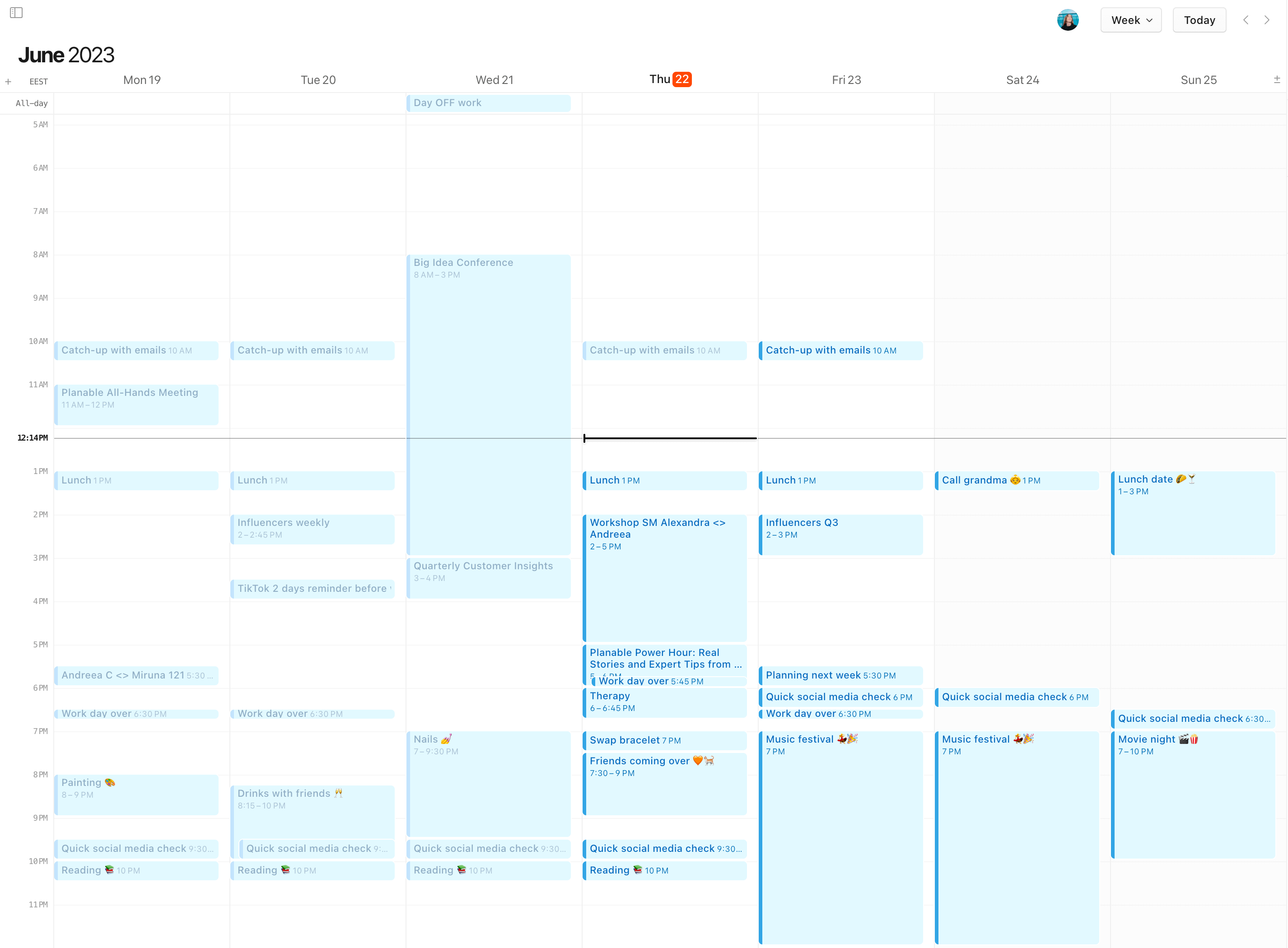 Andreea's personal calendar with time blocked both for work and personal events