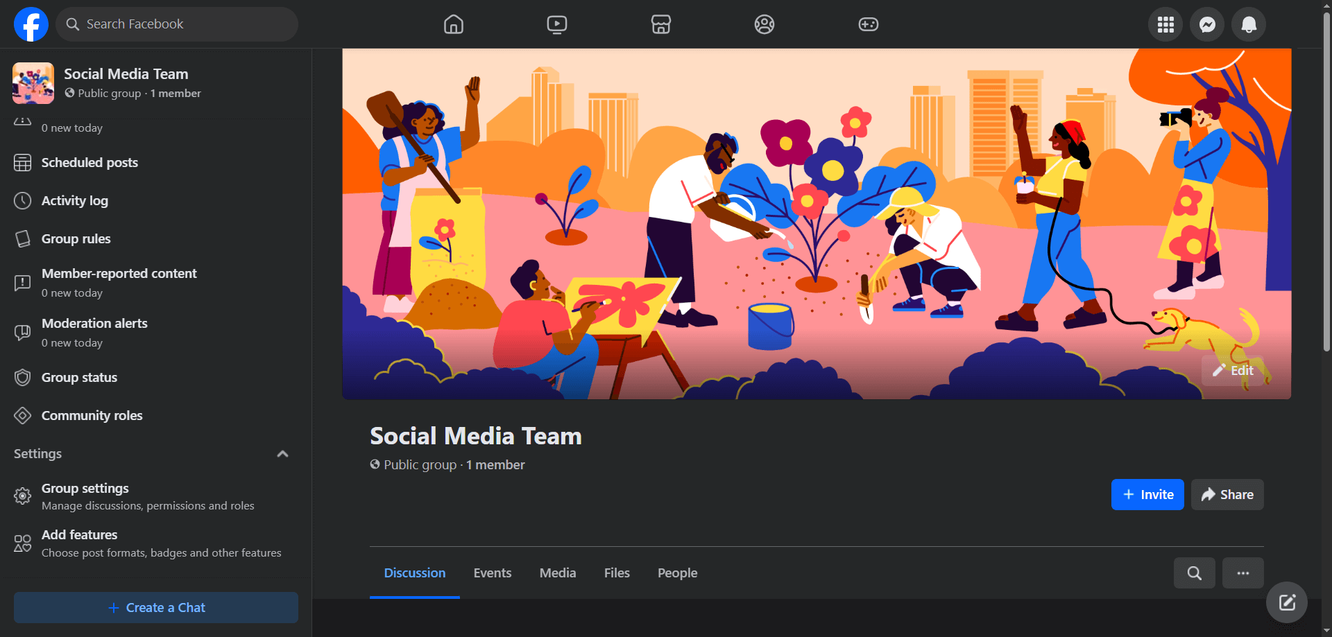 Facebook group settings screen with privacy option set to public and edit icon to change visibility