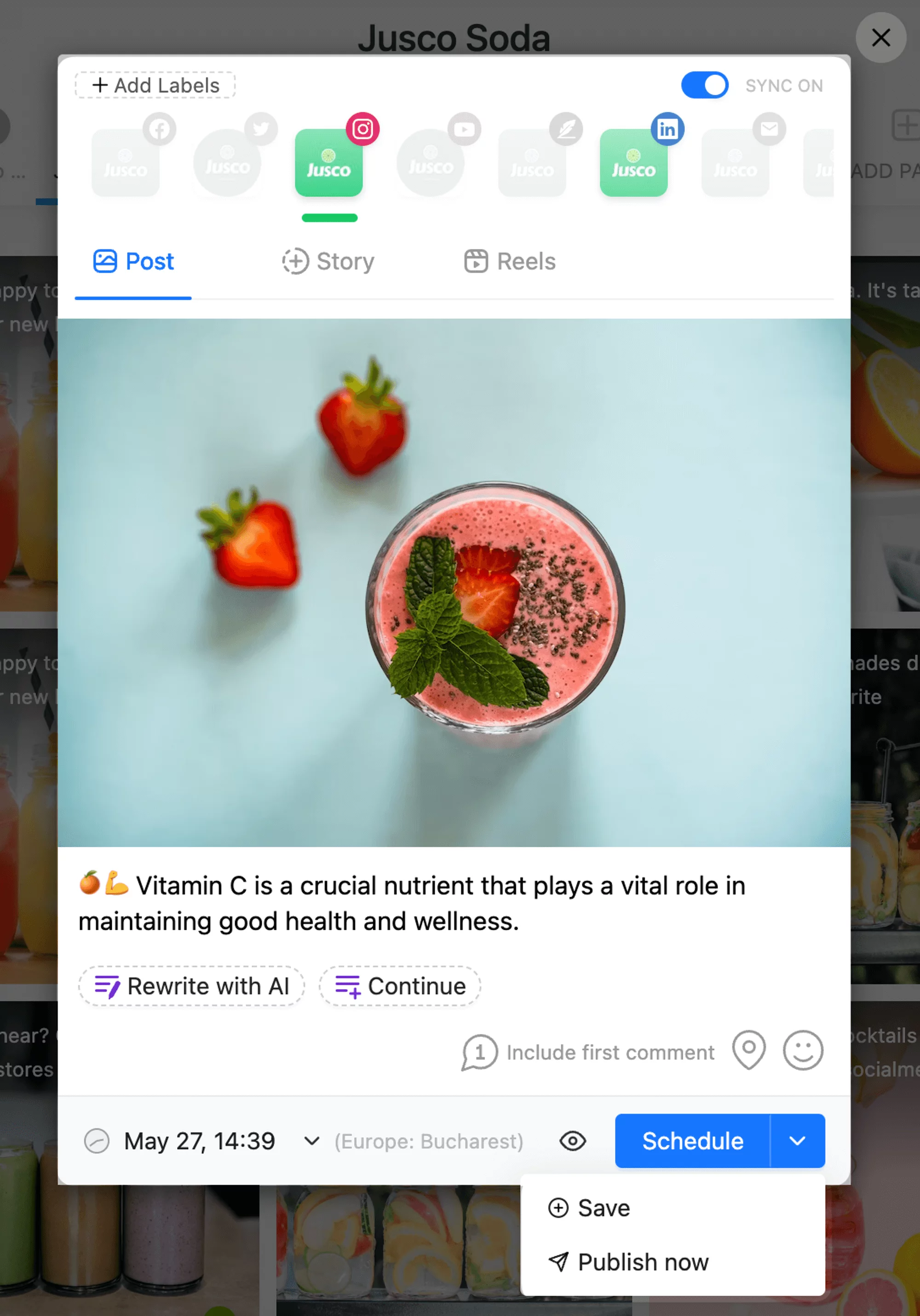 Scheduling an IG post in planable featuring a strawberry smoothie with a caption about the benefits of Vitamin C.